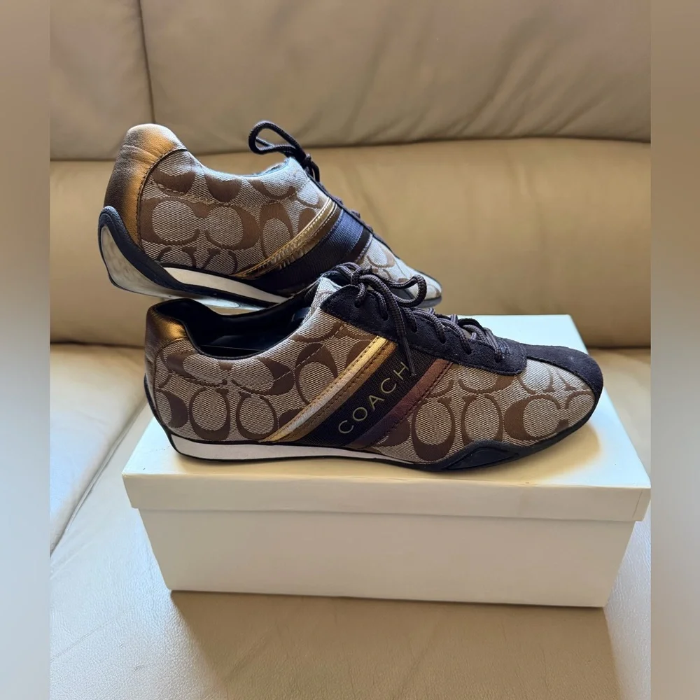 Coach Jayme Brown and Gold Logo Sneakers 7.5M - Picture 4 of 7